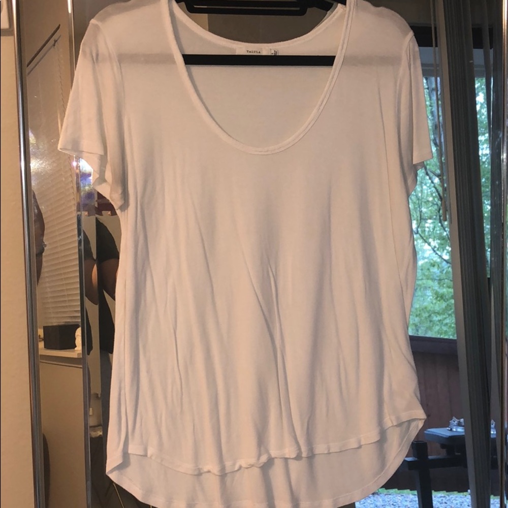 Aritzia, Talula White Scoop Neck Tee